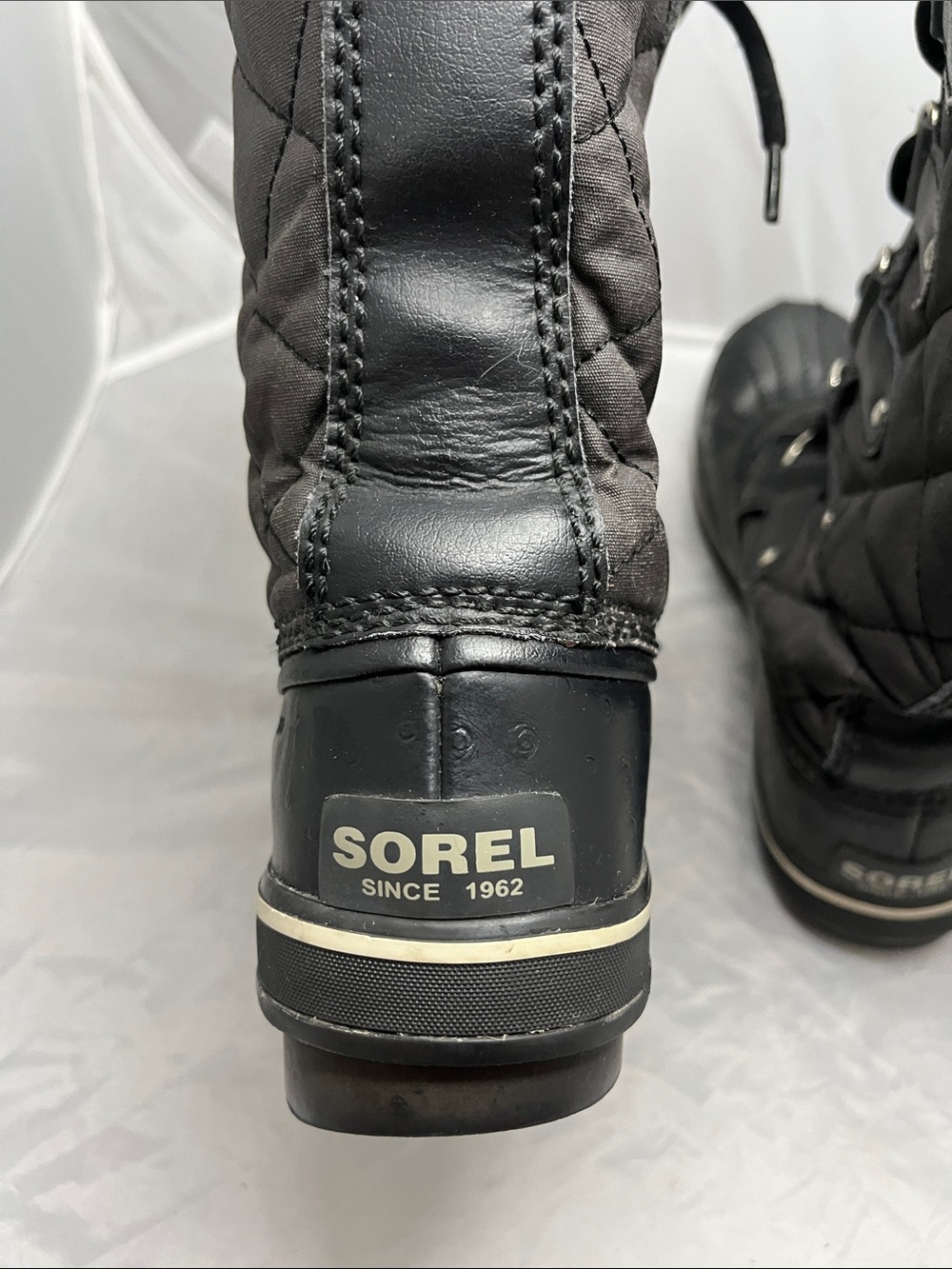 Sorel Tofino Black Quilted Lace-Up Winter Boots - Size 6.5 - Picture 9 of 16